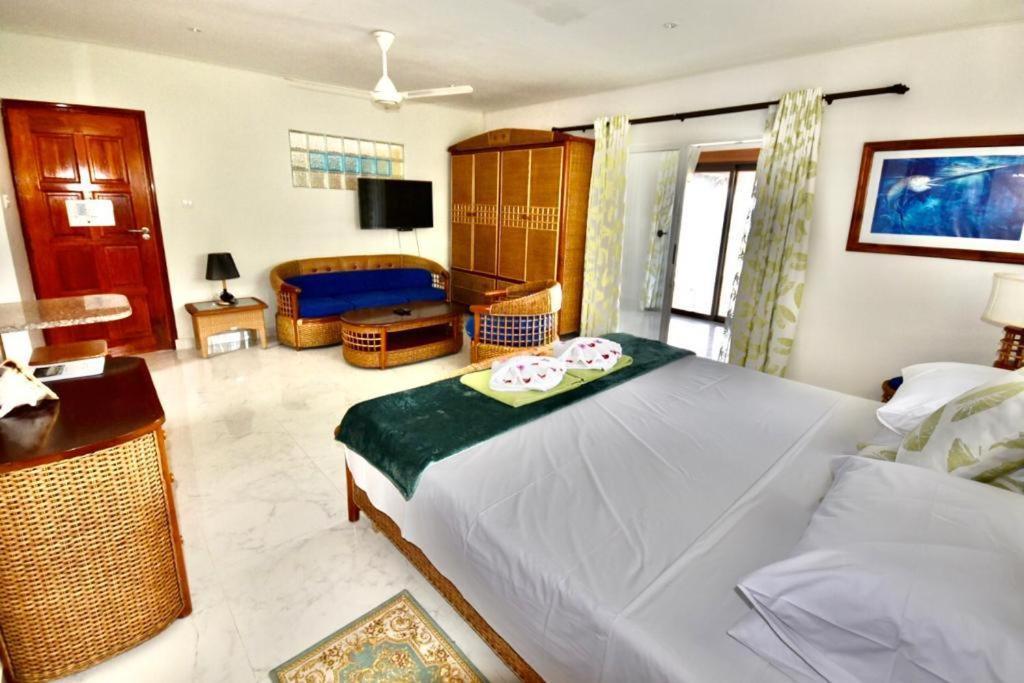Sea Splash Self Catering And La Petite Maison Grand Anse  Dış mekan fotoğraf