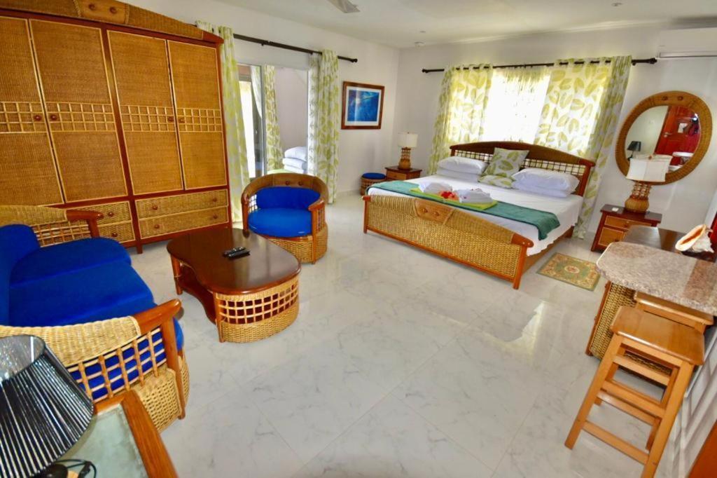 Sea Splash Self Catering And La Petite Maison Grand Anse  Dış mekan fotoğraf
