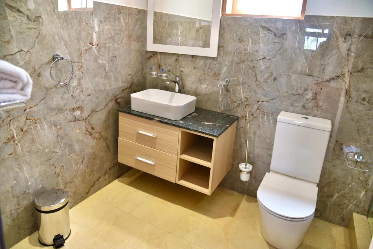 Sea Splash Self Catering And La Petite Maison Grand Anse  Dış mekan fotoğraf